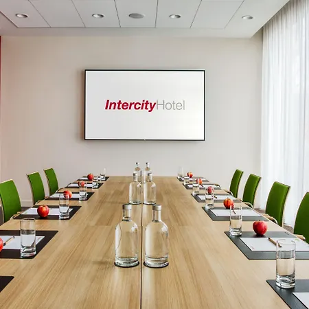 Intercityhotel Отель 4*